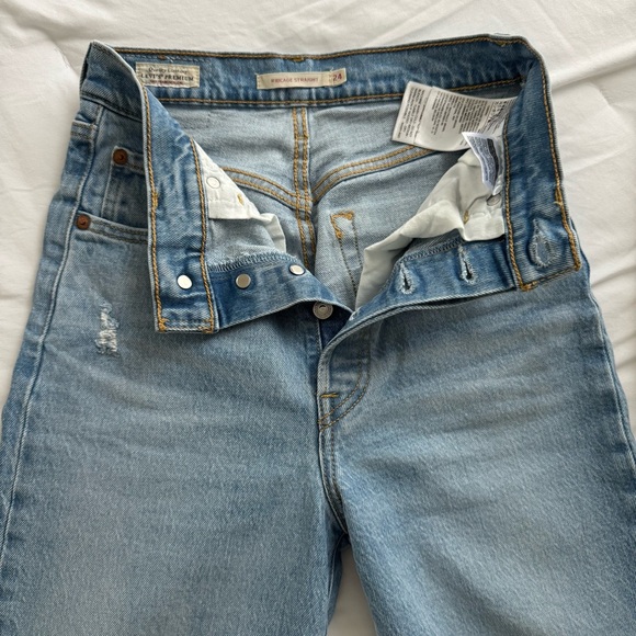 Levi's Ribcage Jeans - Picture 4 of 5